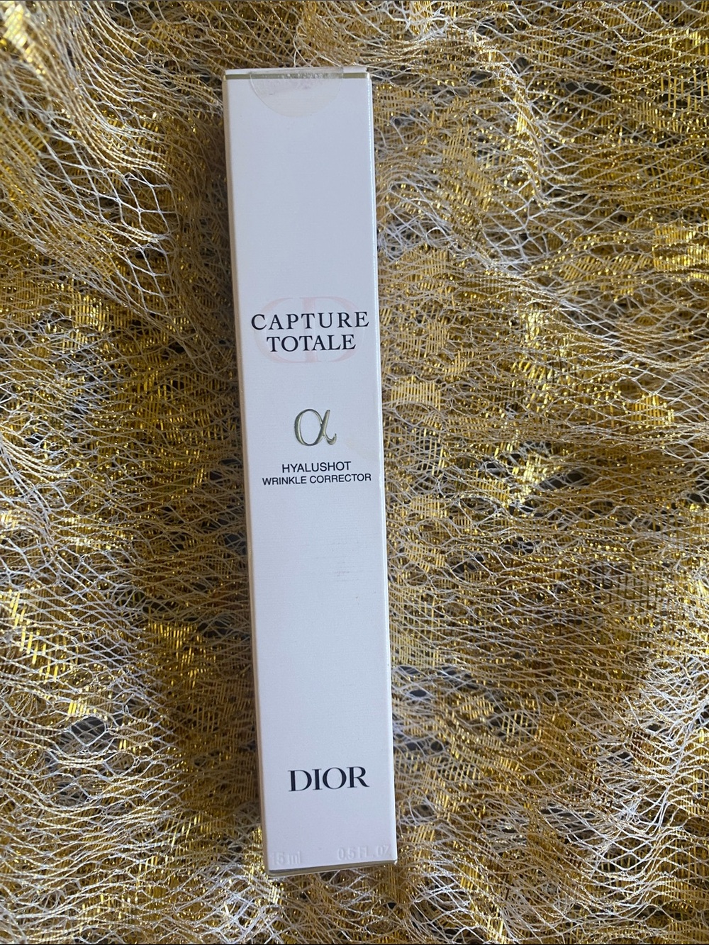 Dior Capture Totale Hyalushot Wrinkle Corrector — White & Gold Accents